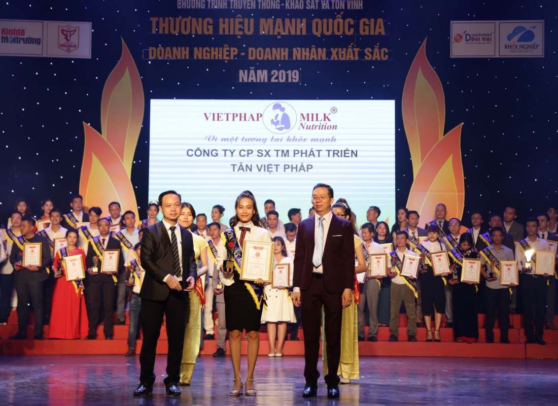 HỘI NGHỊ DOANH NHÂN XUẤT SẮC 2019 